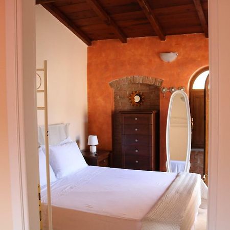 Casa Vacanze Elena Rometta Exterior photo